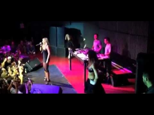 Eliza G Live Show Preview 2011 @ Flexx (São Paulo - Brazil)